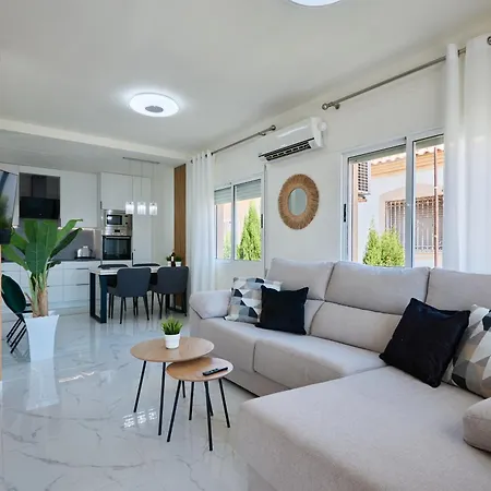 Casa Loresa Silver - By Welcomely Playa Flamenca